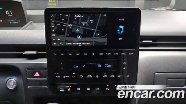 Hyundai Staria 2025 — Фото 15/20