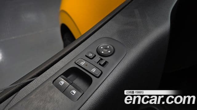 Hyundai Staria 2025 — ფოტო 22/34
