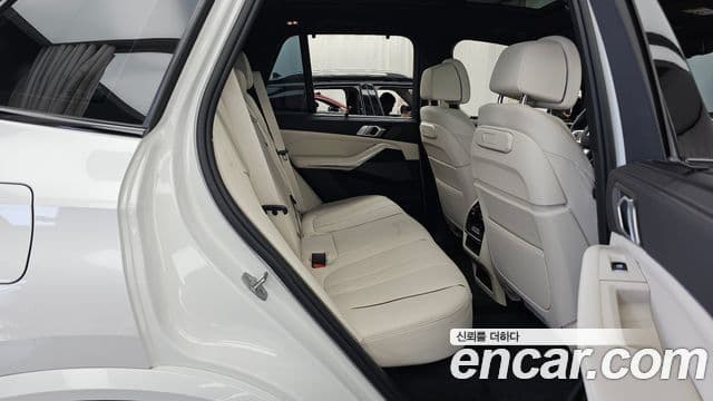 BMW X5 2025 — Photo 6/33
