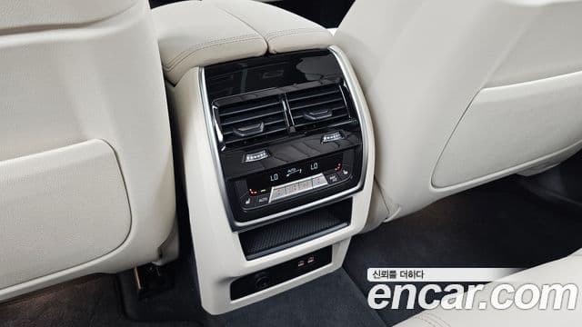 BMW X5 2025 — Photo 32/33