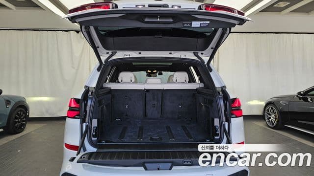 BMW X5 2025 — Photo 10/33