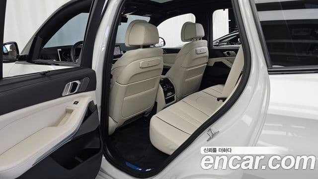BMW X5 2025 — Photo 15/33
