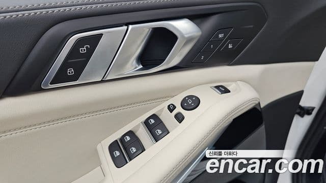 BMW X5 2025 — Photo 18/33