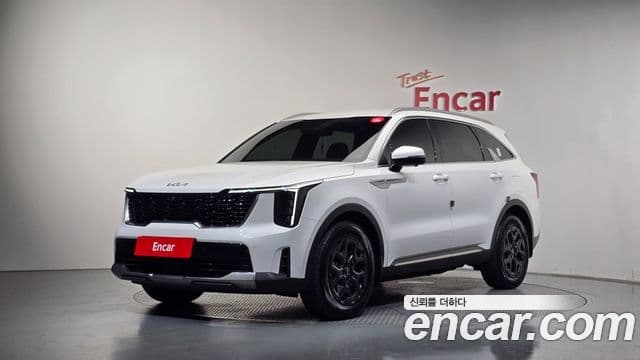 Kia Sorento 2023 — Фото 1/20