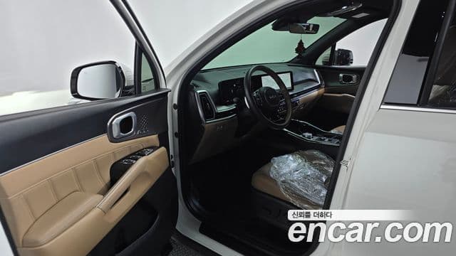 Kia Sorento 2023 — Фото 10/20