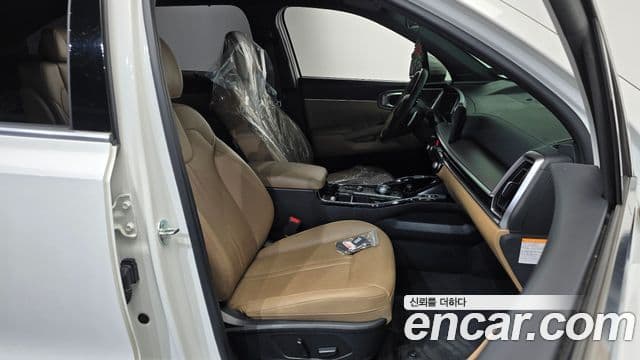 Kia Sorento 2023 — Photo 31/34