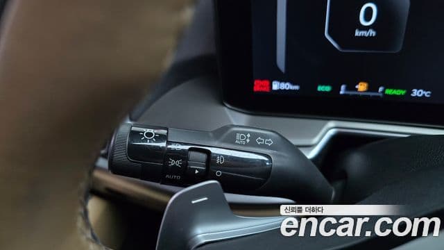 Kia Sorento 2023 — Photo 1/34