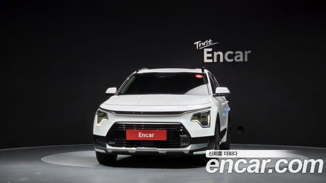Kia Niro 2025 — Фото 3/20