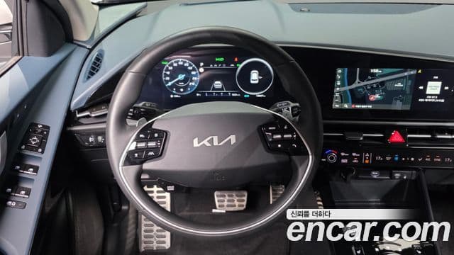 Kia Niro 2025 — Фото 13/20