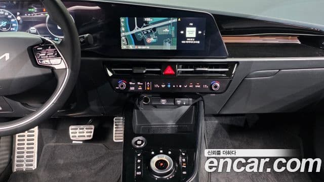 Kia Niro 2025 — Фото 14/20