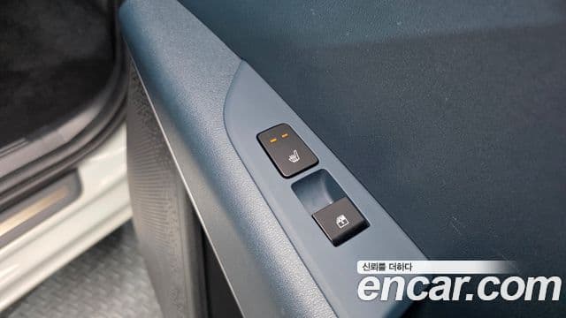 Kia Niro 2025 — Фото 19/20
