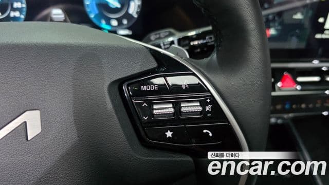 Kia Niro 2025 — ფოტო 14/38