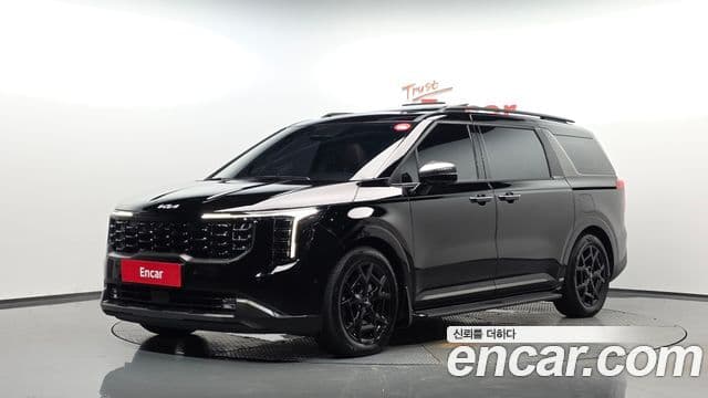 Kia Carnival 2025 — Фото 1/20