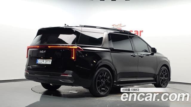 Kia Carnival 2025 — Фото 2/20
