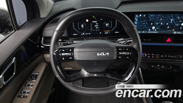 Kia Carnival 2025 — Фото 13/20