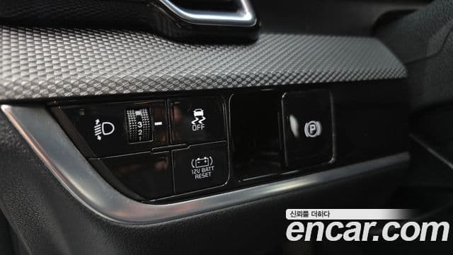 Kia Sportage 2023 — Фото 18/20