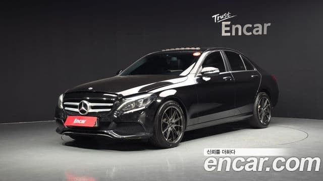Mercedes-Benz C-Class 2018 — Şəkil 7/20