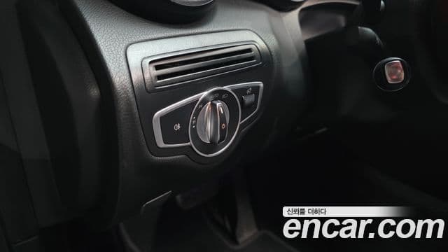 Mercedes-Benz C-Class 2018 — Şəkil 4/20