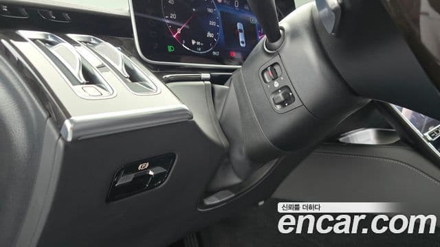 Mercedes-Benz S-Class 2021 — ფოტო 17/31