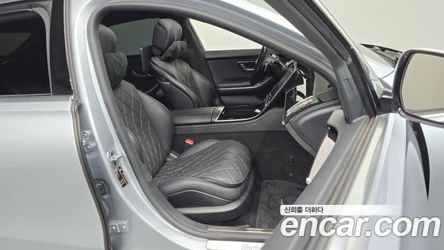 Mercedes-Benz S-Class 2021 — ფოტო 24/31