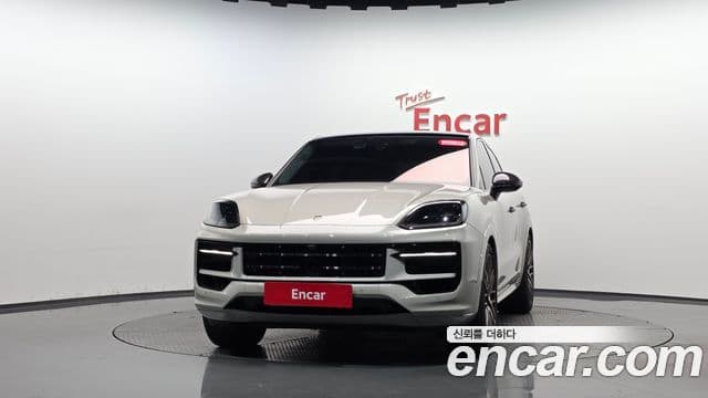 Porsche Cayenne 2024 — ფოტო 6/41