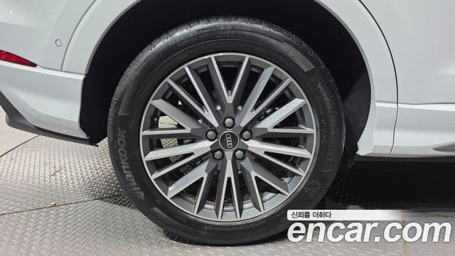 Audi Q3 2023 — Photo 15/36