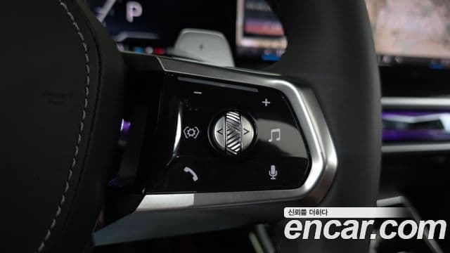 BMW 7 Series 2025 — Photo 23/37