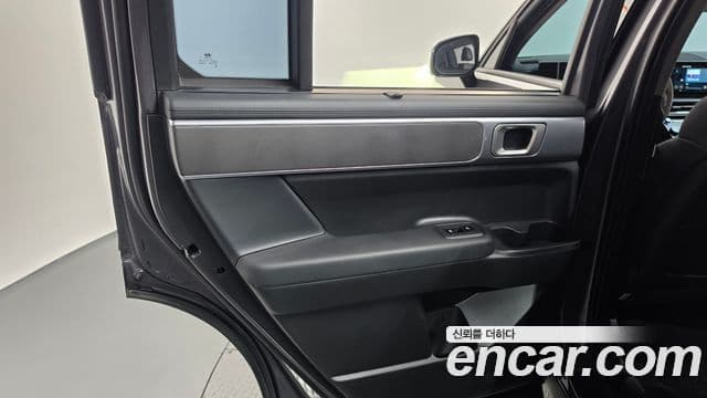 Hyundai Santa Fe 2025 — ფოტო 33/34