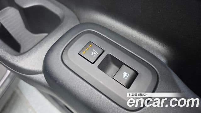 Hyundai Santa Fe 2025 — ფოტო 16/34