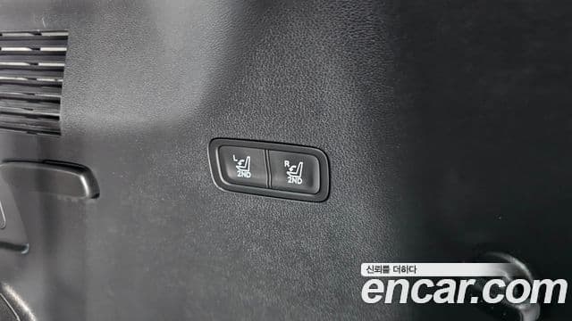 Hyundai Santa Fe 2024 — Photo 15/36