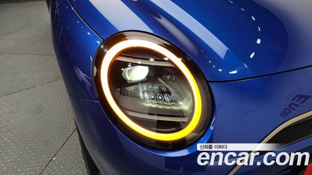 Mini Cooper Electric 2024 — ფოტო 5/34