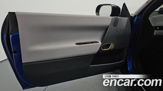 Mini Cooper Electric 2024 — ფოტო 25/34