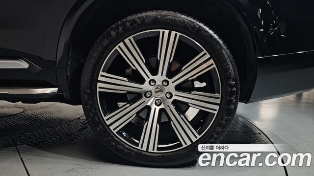 Volvo XC90 2022 — Photo 6/39