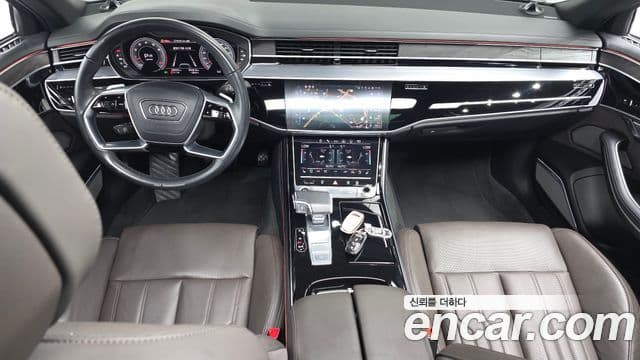 Audi A8 2023 — Photo 9/20