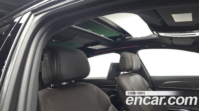 Audi A8 2023 — Photo 16/20