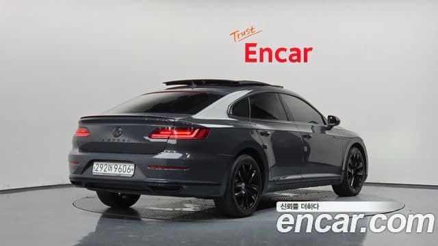 Volkswagen Arteon 2019 — Şəkil 16/39