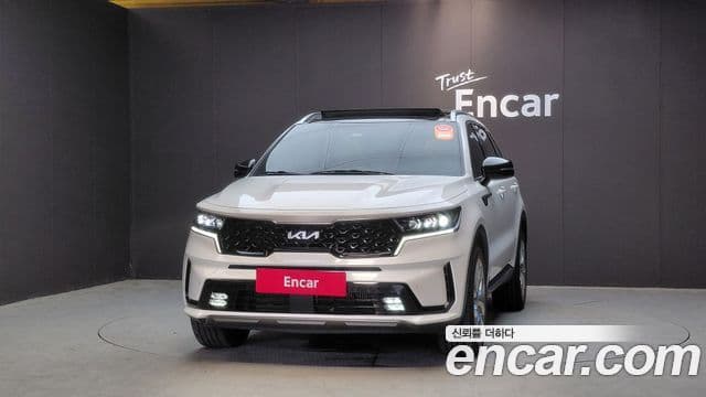 Kia Sorento 2021 — Фото 2/20