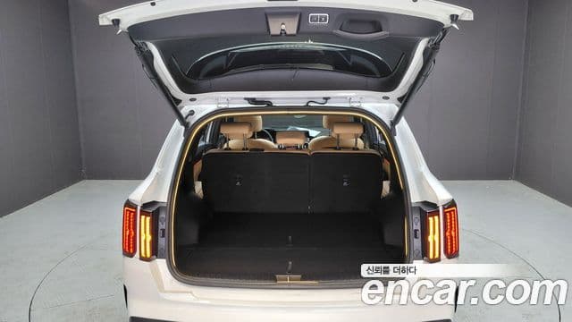 Kia Sorento 2021 — Photo 9/33