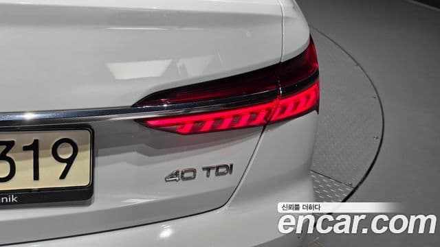 Audi A6 2023 — Şəkil 30/32
