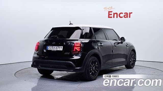 Mini Cooper 2024 — Şəkil 9/34