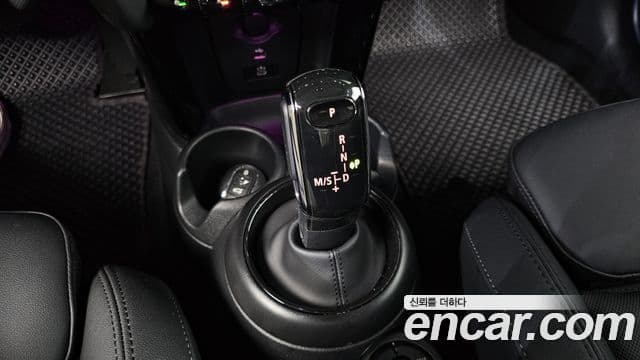 Mini Cooper 2024 — Şəkil 25/34