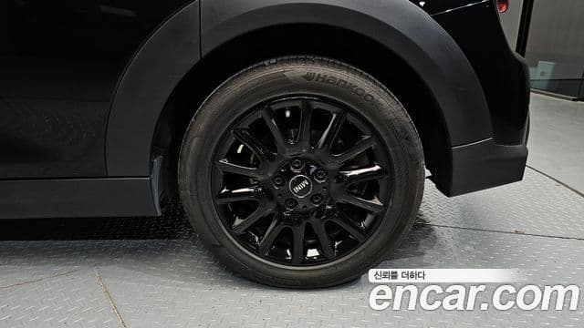 Mini Cooper 2024 — Şəkil 24/34