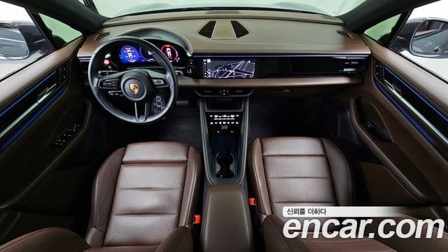 Porsche Macan EV 2025 — ფოტო 4/36