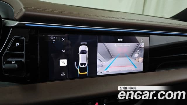 Porsche Macan EV 2025 — ფოტო 2/36