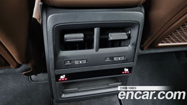 Porsche Macan EV 2025 — ფოტო 20/36