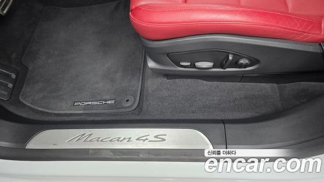 Porsche Macan EV 2025 — ფოტო 5/35