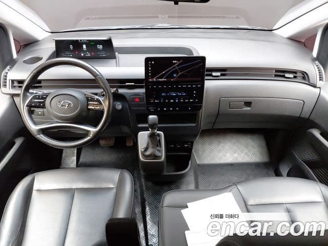 Hyundai Staria 2021 — Фото 7/20