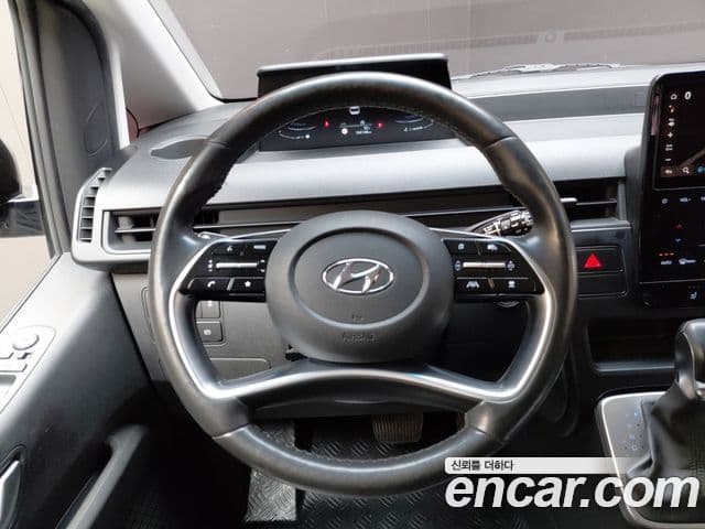Hyundai Staria 2021 — Фото 13/20