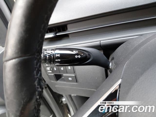 Hyundai Staria 2021 — Photo 23/31