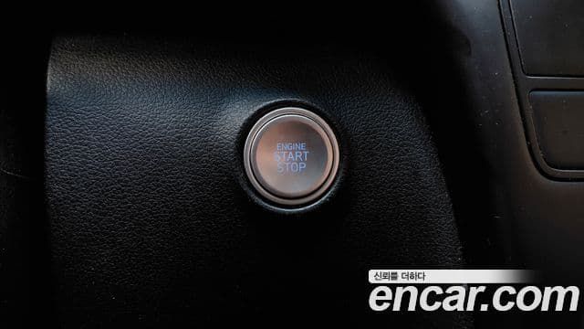 Hyundai Staria 2021 — Photo 5/31